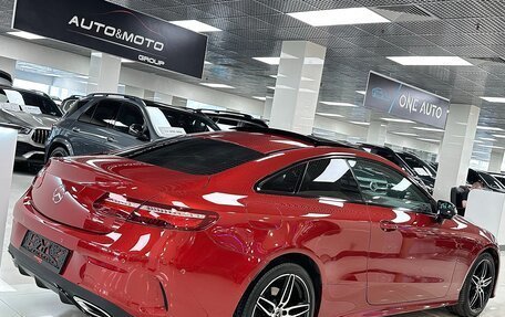 Mercedes-Benz E-Класс, 2018 год, 4 399 000 рублей, 8 фотография