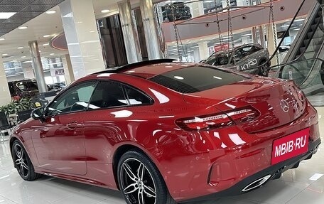 Mercedes-Benz E-Класс, 2018 год, 4 399 000 рублей, 10 фотография