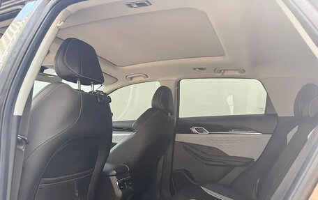 Geely Coolray I, 2022 год, 1 940 000 рублей, 8 фотография
