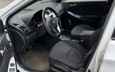 Hyundai Solaris II рестайлинг, 2016 год, 980 000 рублей, 5 фотография