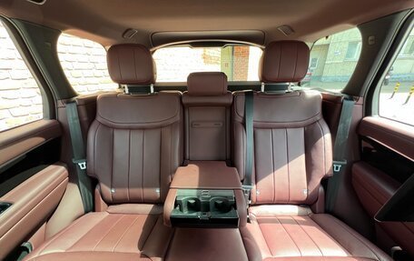 Land Rover Range Rover IV рестайлинг, 2023 год, 26 000 000 рублей, 12 фотография