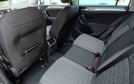 Volkswagen Tiguan II, 2021 год, 2 650 000 рублей, 16 фотография