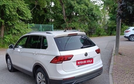 Volkswagen Tiguan II, 2021 год, 2 650 000 рублей, 3 фотография