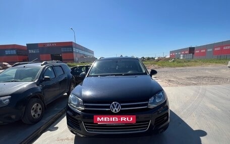 Volkswagen Touareg III, 2012 год, 2 550 000 рублей, 2 фотография