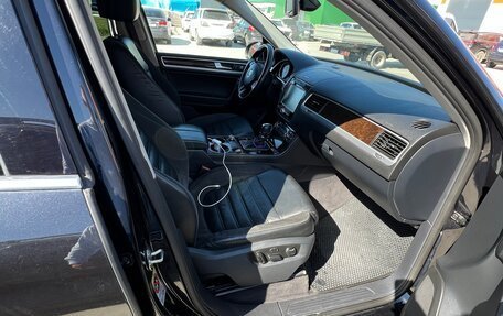 Volkswagen Touareg III, 2012 год, 2 550 000 рублей, 14 фотография