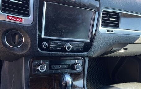 Volkswagen Touareg III, 2012 год, 2 550 000 рублей, 4 фотография