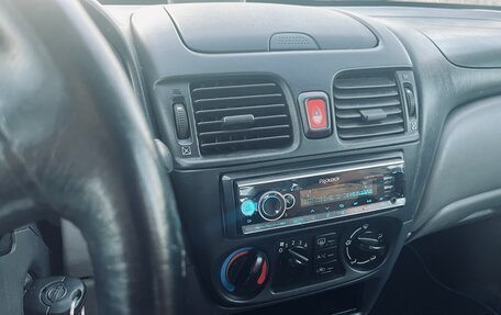 Nissan Almera, 2001 год, 130 000 рублей, 16 фотография