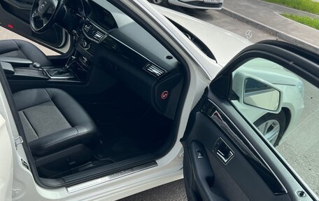 Mercedes-Benz E-Класс, 2011 год, 1 150 000 рублей, 10 фотография