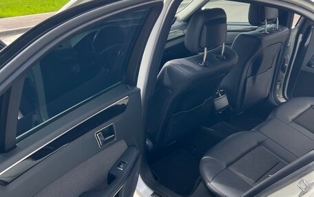 Mercedes-Benz E-Класс, 2011 год, 1 150 000 рублей, 12 фотография