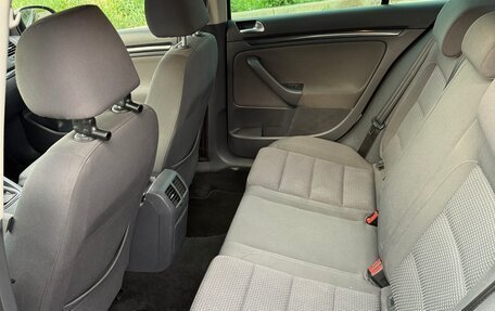 Volkswagen Golf V, 2008 год, 600 000 рублей, 10 фотография