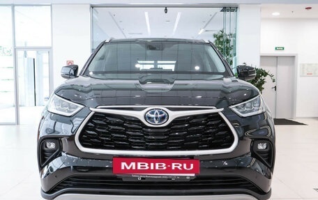 Toyota Highlander, 2024 год, 6 990 000 рублей, 2 фотография