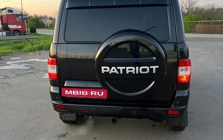 ЛуАЗ Patriot, 2015 год, 1 050 000 рублей, 10 фотография