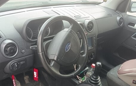 Ford Fusion I, 2005 год, 500 000 рублей, 16 фотография