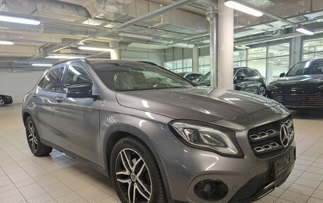 Mercedes-Benz GLA, 2019 год, 2 700 000 рублей, 3 фотография