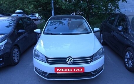 Volkswagen Passat B7, 2011 год, 1 000 000 рублей, 2 фотография