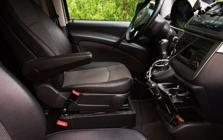Mercedes-Benz Viano, 2011 год, 1 890 000 рублей, 10 фотография