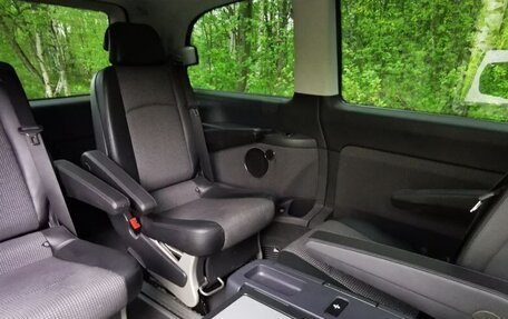 Mercedes-Benz Viano, 2011 год, 1 890 000 рублей, 6 фотография