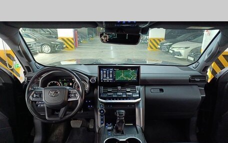 Toyota Land Cruiser, 2022 год, 9 879 000 рублей, 6 фотография