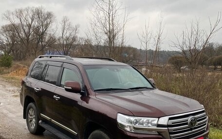 Toyota Land Cruiser 200, 2016 год, 6 999 999 рублей, 2 фотография