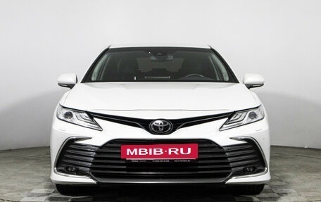 Toyota Camry, 2022 год, 3 379 898 рублей, 2 фотография