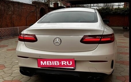 Mercedes-Benz E-Класс, 2017 год, 3 750 000 рублей, 8 фотография