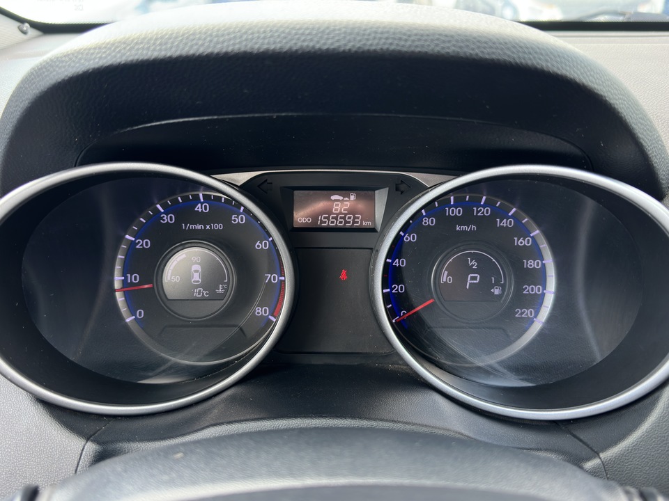 Hyundai ix35 I рестайлинг, 2014 год, 1 300 000 рублей, 16 фотография