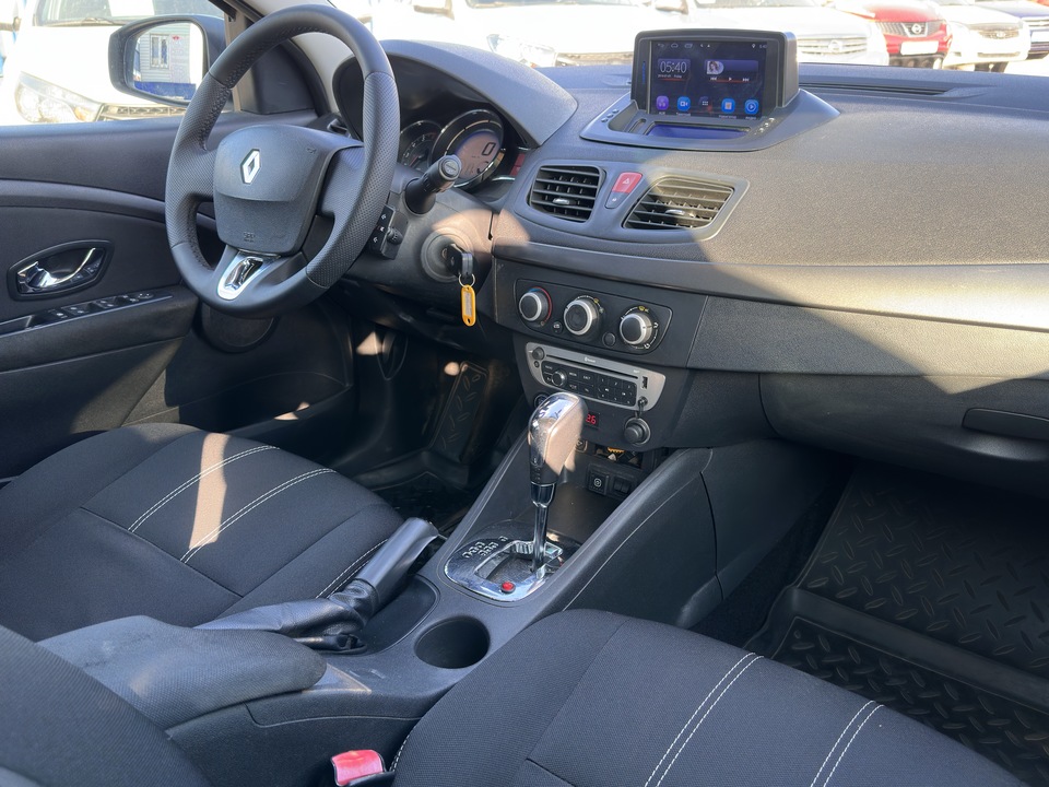 Renault Fluence I рестайлинг, 2014 год, 765 000 рублей, 15 фотография