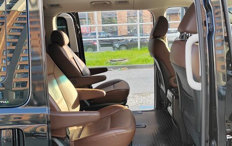 Hyundai Grand Starex Grand Starex I рестайлинг 2, 2019 год, 4 300 000 рублей, 12 фотография