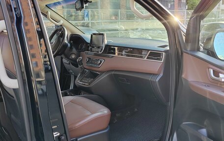 Hyundai Grand Starex Grand Starex I рестайлинг 2, 2019 год, 4 300 000 рублей, 10 фотография