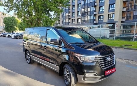 Hyundai Grand Starex Grand Starex I рестайлинг 2, 2019 год, 4 300 000 рублей, 1 фотография