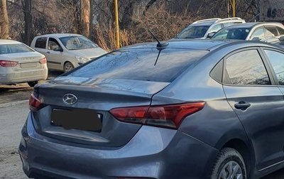 Hyundai Solaris II рестайлинг, 2017 год, 650 000 рублей, 1 фотография