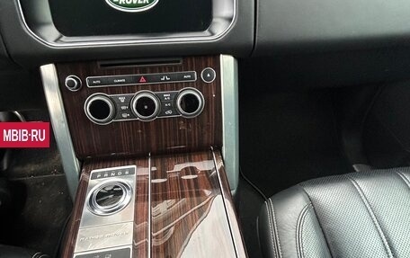 Land Rover Range Rover IV рестайлинг, 2017 год, 4 600 000 рублей, 9 фотография