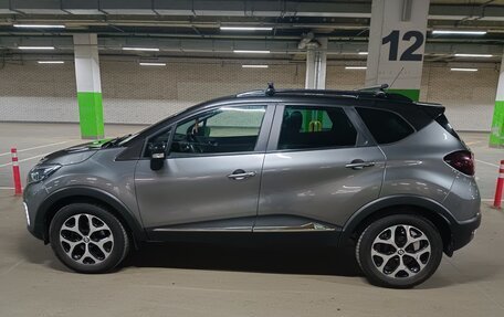 Renault Kaptur I рестайлинг, 2020 год, 1 900 000 рублей, 2 фотография