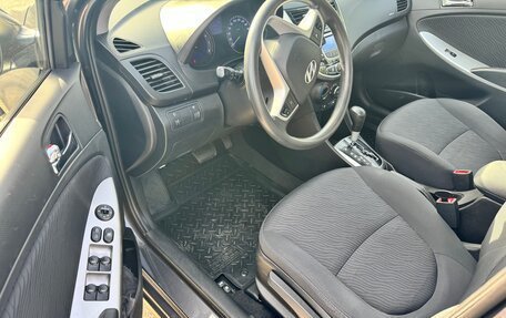 Hyundai Solaris II рестайлинг, 2014 год, 1 070 000 рублей, 15 фотография