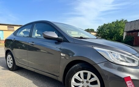 Hyundai Solaris II рестайлинг, 2014 год, 1 070 000 рублей, 11 фотография