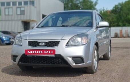 KIA Rio II, 2010 год, 600 000 рублей, 6 фотография