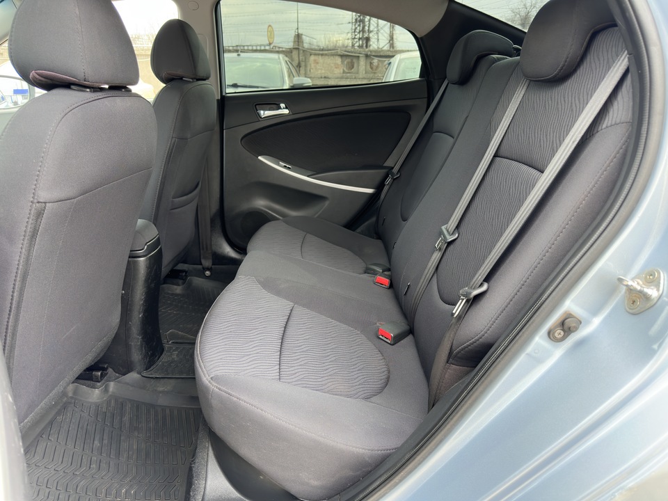 Hyundai Solaris I, 2013 год, 849 000 рублей, 12 фотография