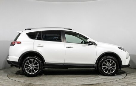 Toyota RAV4, 2018 год, 2 439 898 рублей, 4 фотография