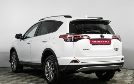 Toyota RAV4, 2018 год, 2 439 898 рублей, 7 фотография