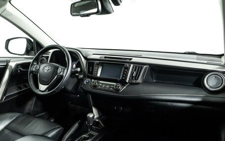 Toyota RAV4, 2018 год, 2 439 898 рублей, 9 фотография
