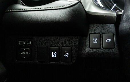 Toyota RAV4, 2018 год, 2 439 898 рублей, 23 фотография