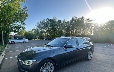 BMW 3 серия, 2016 год, 1 860 000 рублей, 2 фотография