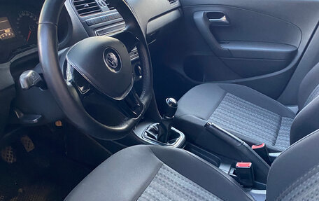 Volkswagen Polo VI (EU Market), 2017 год, 575 000 рублей, 7 фотография