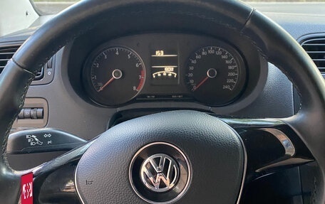 Volkswagen Polo VI (EU Market), 2017 год, 575 000 рублей, 9 фотография