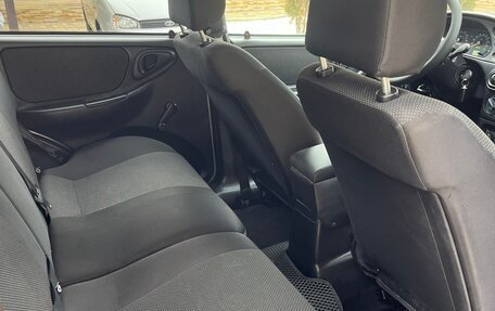 Chevrolet Niva I рестайлинг, 2018 год, 747 000 рублей, 9 фотография
