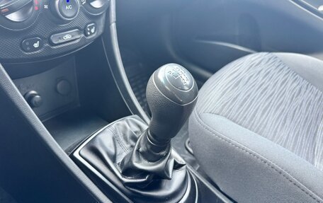 Hyundai Solaris II рестайлинг, 2014 год, 950 000 рублей, 27 фотография