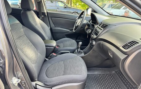 Hyundai Solaris II рестайлинг, 2014 год, 950 000 рублей, 19 фотография