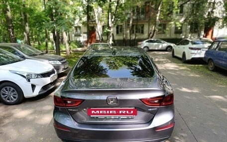 Honda Insight III, 2021 год, 2 600 000 рублей, 2 фотография