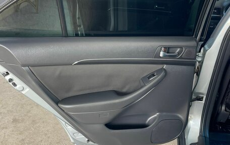 Toyota Avensis III рестайлинг, 2008 год, 1 050 000 рублей, 25 фотография