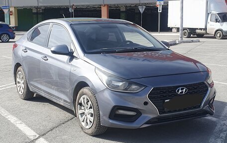 Hyundai Solaris II рестайлинг, 2017 год, 650 000 рублей, 7 фотография